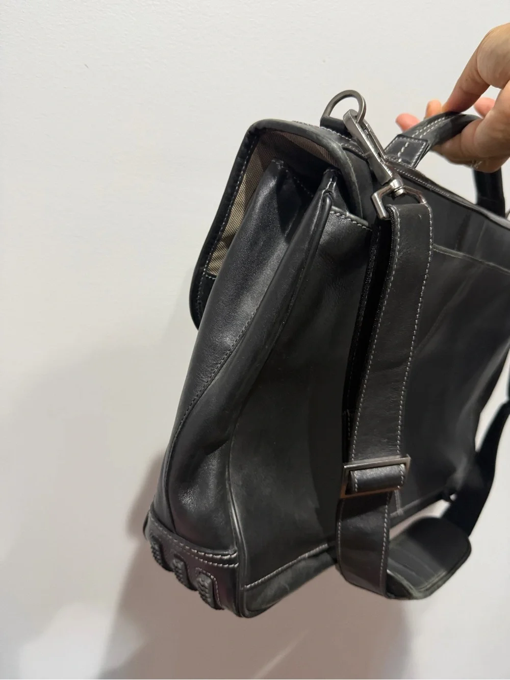 Johnston & Murphy Leather Flapover Briefcase Black Laptop Messenger Bag Shoulder
